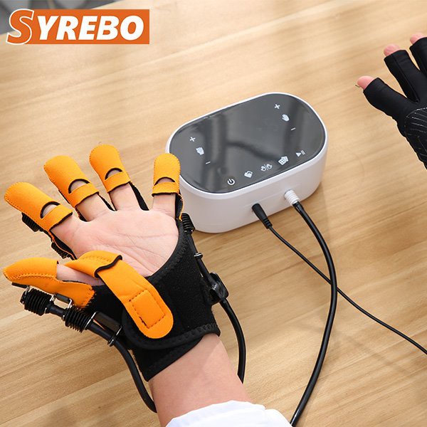 Robotu cimdu rehabilitācijas ierīce