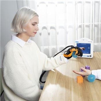 Rokas vingrošanas robota pirkstu trenēšanas ierīce