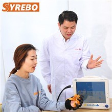 Rehabilitācijas cimds cerebrālās triekas ārstēšanai